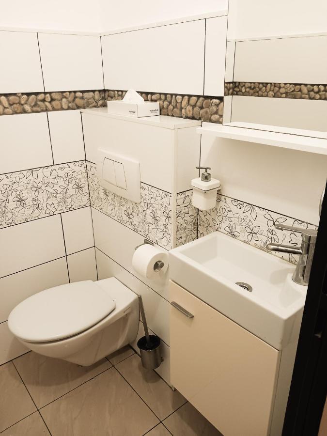 Familyhouse Apartman Póla Kültér fotó